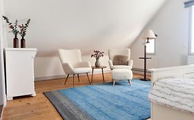 Stubbet - Charming - Newly Remade Villa